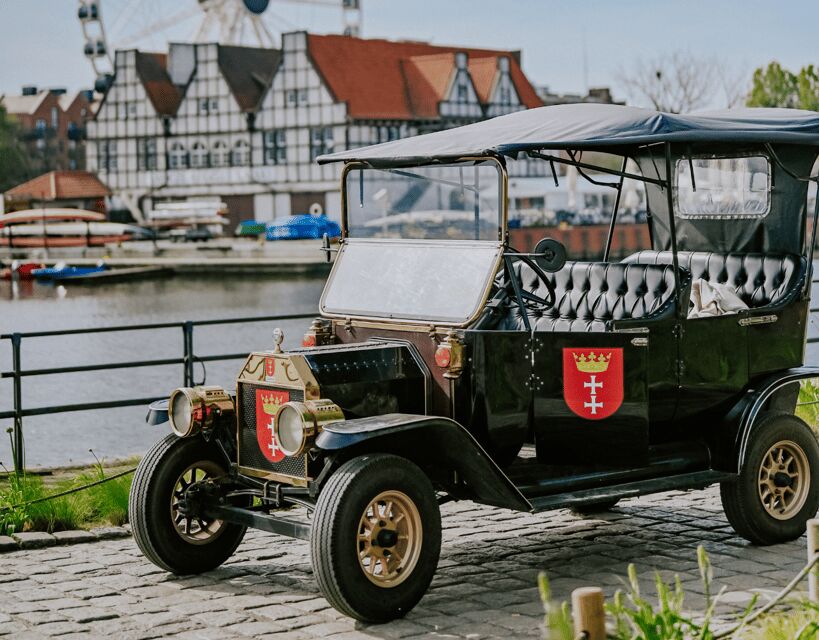60 min of sightseeing in retro cars, Gdansk - Why a retro car tour is smart for Gdańsk
