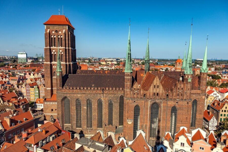 Artus Court and Gdansk Old Town Private Tour with Tickets - Why Artus Court Changes the Way You See Gdansk