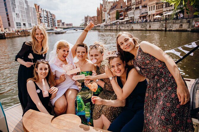 Boat Tour in Gdańsk – Explore the Historic Motława River - Daytime vs sunset: picking the right time slot in Gdańsk