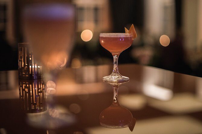Craft Cocktails Tasting in Gdańsk - Meeting at Eliksir: the bar setting and timing that matter