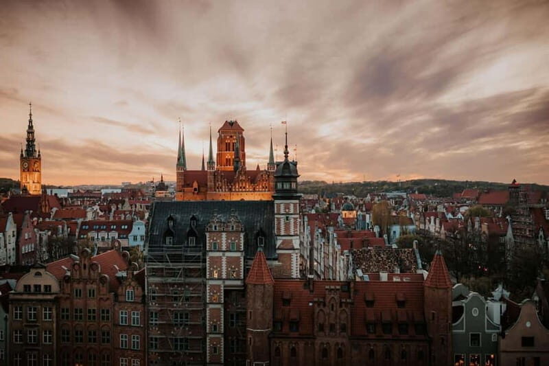 Dinner with a View – 7th Floor, Gdańsk Old Town - Service and overall vibe: what stands out from real feedback