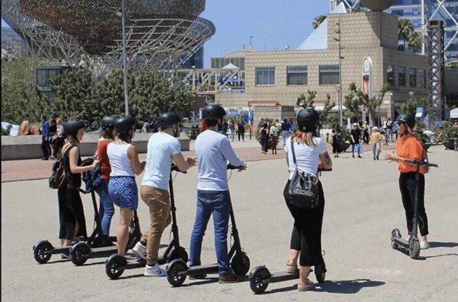 Electric Scooter Tour: Full Tour (Old Town + Shipyard) 3hour - Key Things You’ll Notice on This Gdańsk Scooter Ride