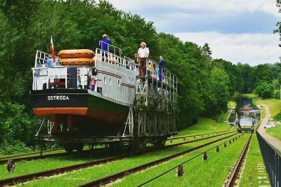 From Gdansk: Elblag Canal Boat Cruise - Buczyniec: Your 2-Hour Base Before the Boat Portion