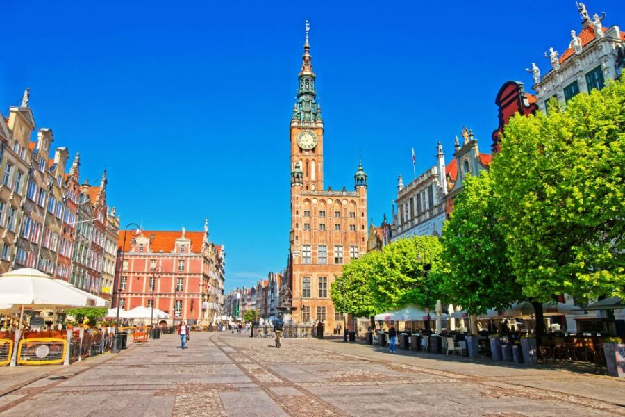 Gdansk: City Highlights Guided Private Bike Tour - The 4-hour route: Old Town lanes to the Motława waterfront