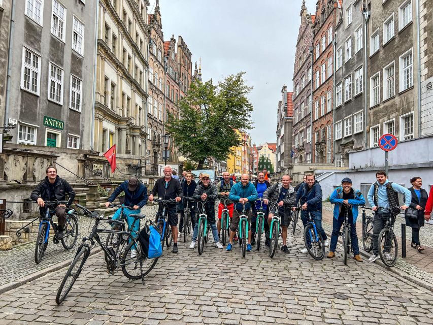 Gdańsk: Highlights Bike Tour - Old Town First: Neptune’s Fountain, Golden Gate, and St. Mary’s