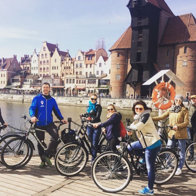Gdańsk: Highlights Bike Tour - Meeting at Chlebnicka Street and Getting Rolling Quickly