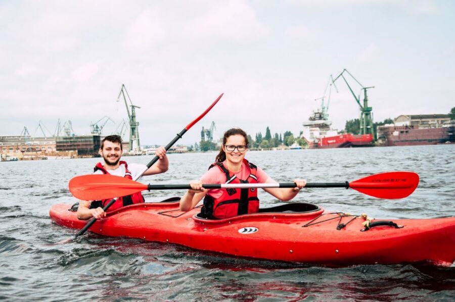 Gdańsk: Islands and Canals Private Kayak Tour - Choosing a Single or Double Kayak: What It Means for Your Comfort