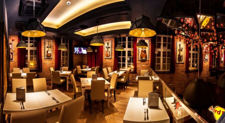 Gdansk: Legendary Burger and Zywiec Beer at Hard Rock Cafe - Price and value: Why $20 can work well here