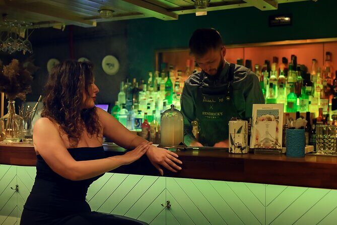 Gdansk Legends & Cocktails Tour: Historic Tales and Tasting - Key things that make this tour work