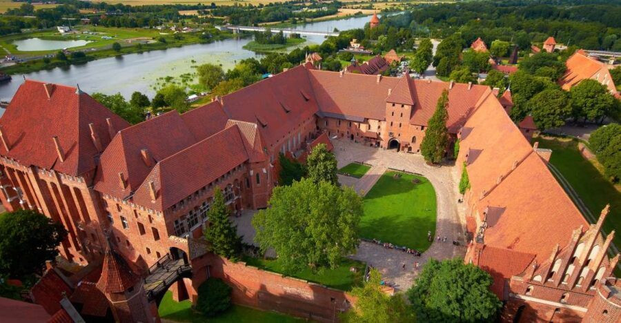 Gdansk: Malbork Castle Regular Tour - The Value Check: what $122 really covers