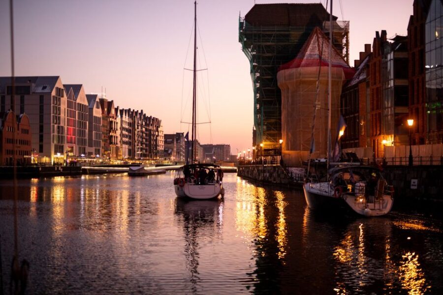 Gdańsk: Motlawa and Port yacht cruise with Welcome Drink - Who this fits best (and who should skip it)