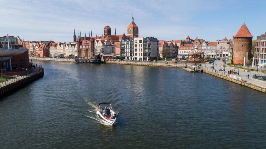 Gdańsk: Motlawa River Yacht Cruise - Why seeing Gdańsk from the Motława River changes the whole trip