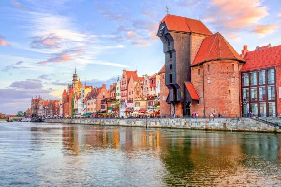Gdansk Old Town 2-Hour Walking Tour - St. Mary’s Street, Amber Galleries, and the Little Details That Make Gdansk Feel Local
