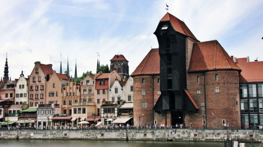Gdansk Old Town Half-Day Private Walking Tour - Neptun Fountain and St. Mary’s Basilica: symbols plus skyline views