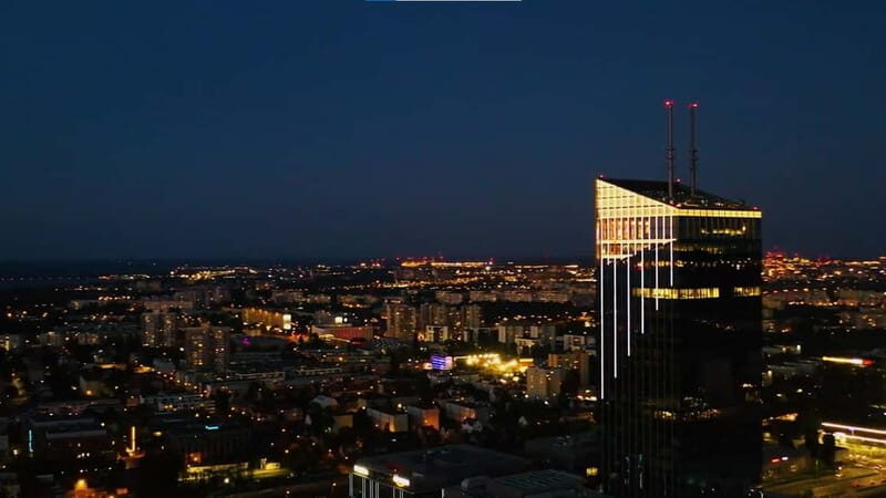 Gdańsk: Olivia Star Sky-High Views, Dinner, and Cocktails - Key highlights to look for