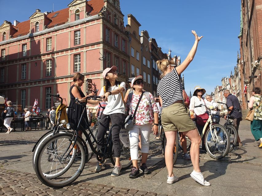 Gdansk Private Bike Tour - Cross the Footbridge to Ołowianka: A Turning Point From History to Calm