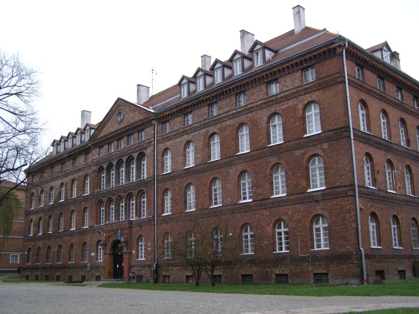 Gdansk Private WWII Tour with Museum of the Second World War - Skip-the-line tickets: the practical timing you should plan around