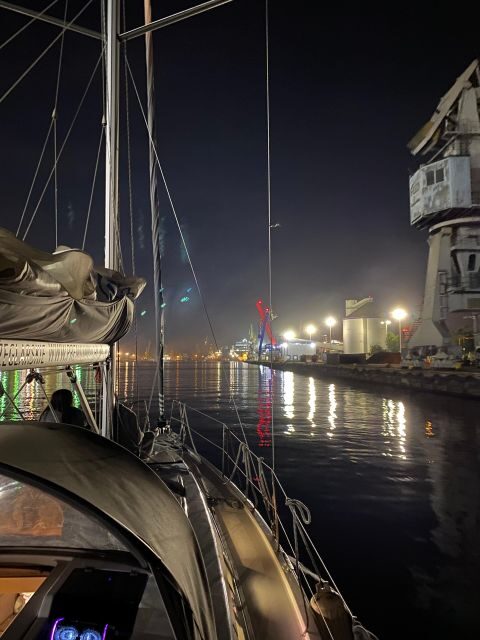 Gdansk: Scenic Evening Yacht Cruise with Welcome Drink - Old Town to the Crane: Gdańsk at Its Most Photogenic