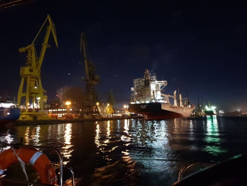 Gdansk: Scenic Evening Yacht Cruise with Welcome Drink - Westerplatte and Wisłoujście Fortress: Why Water Changes the Perspective