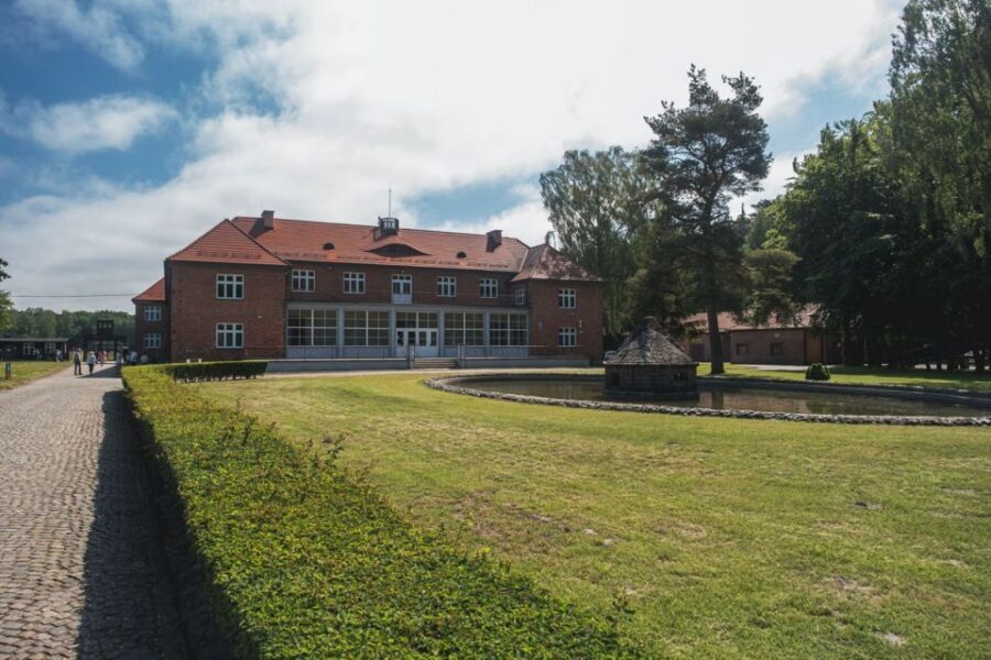 Gdansk: Stutthof Concentration Camp Regular Tour - Gdańsk Pickup and the Smooth Minibus Ride to Sztutowo
