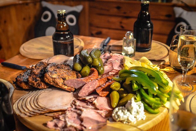 Gdansk Traditional Food Tour with Old Town Sightseeing - The meal plan: up to 13 tastings (and why you should skip lunch)
