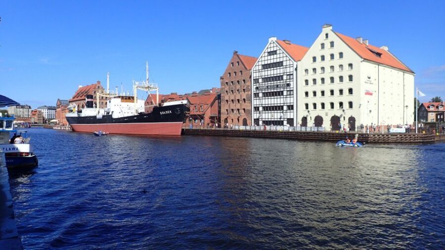 Gdańsk: World War II Tour - The Guide Makes It Personal: Bożena, Roxana, and Sebastian