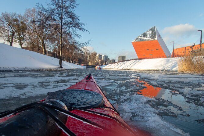 Guided Winter Kayak Tour in Gdańsk & Hot Chocolate Treat - Why This Winter Kayak Tour Works So Well in Gdańsk