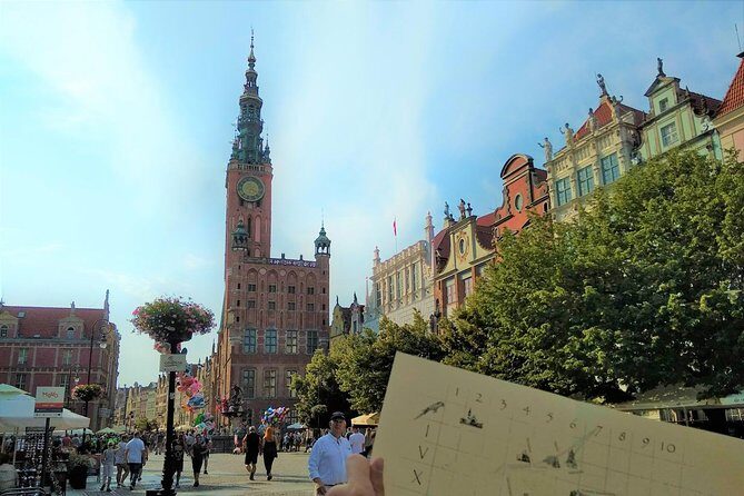 Hevelius Treasure | Scavenger Hunt - Heweliusz Monument: where the story clicks