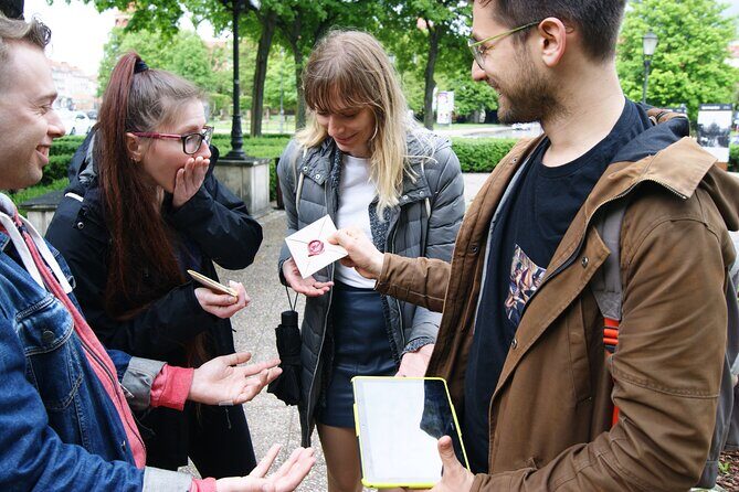 Hevelius Treasure | Scavenger Hunt - Getting oriented: where you start and what you’ll carry