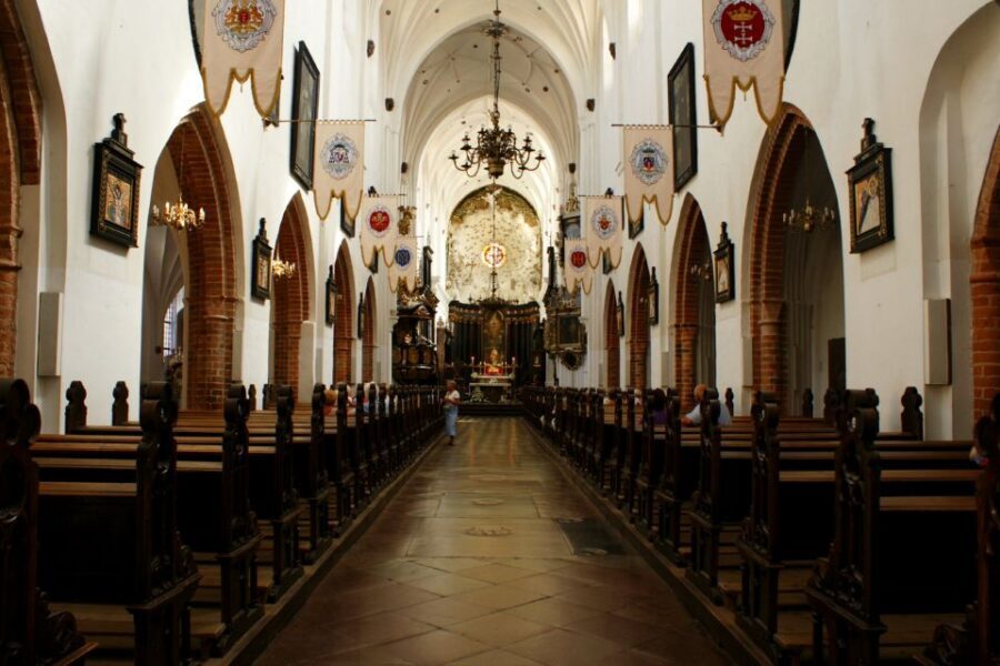 Highlights of Gdańsk, Gdynia and Sopot 1-day Private Tour - Gdańsk by car: St. Mary’s Church, Long Market, and Motława River cranes