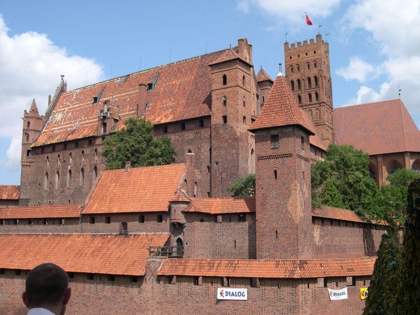 Malbork Castle Half Day Private Tour - Pickup From Gdańsk: The Private Driver Advantage