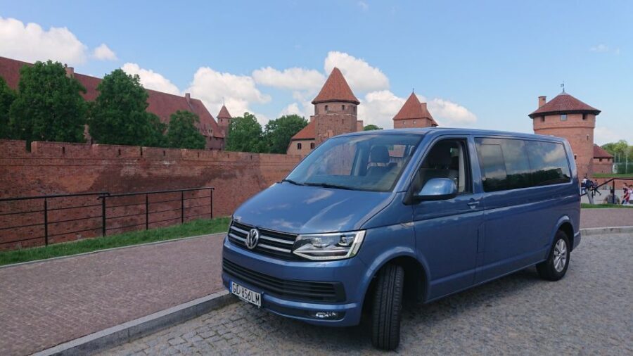 Malbork Castle: Private Tour from Gdansk, Sopot or Gdynia - Entering the Teutonic complex: monastery, fortress, and Grand Master Palace