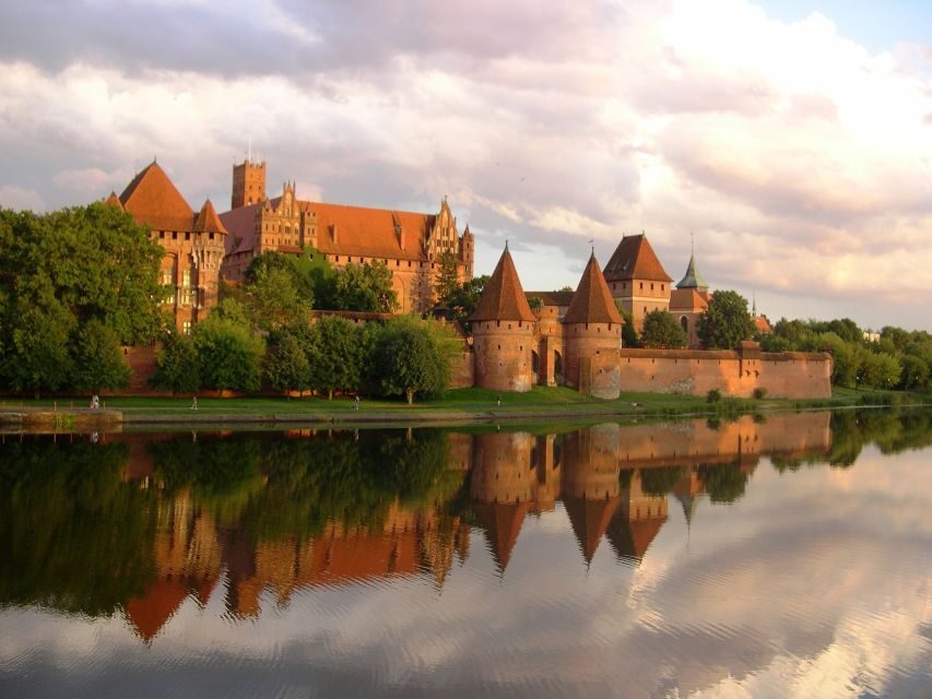 Malbork Castle Tour: 6-Hour Private Tour - What You Really Do on the 6-Hour Private Schedule