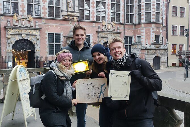Private 2-Hour Tour with City Game in Gdańsk - Ratusz Starego Miasta and the Love Lock bridge