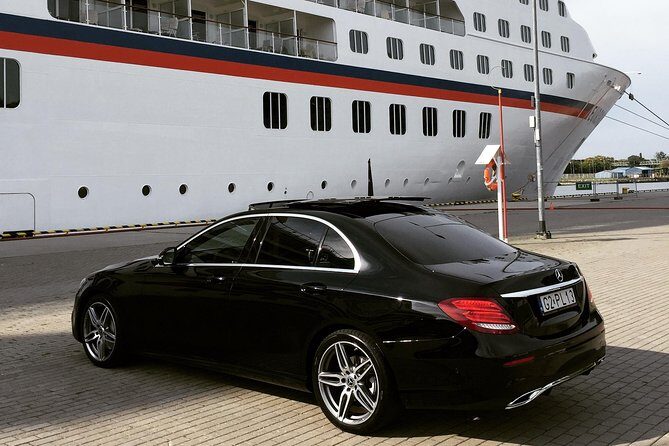 Private Transfer From the Port Gdynia to Gdansk Old Town - Door-to-door starts: from the cruise port gate to Old Town