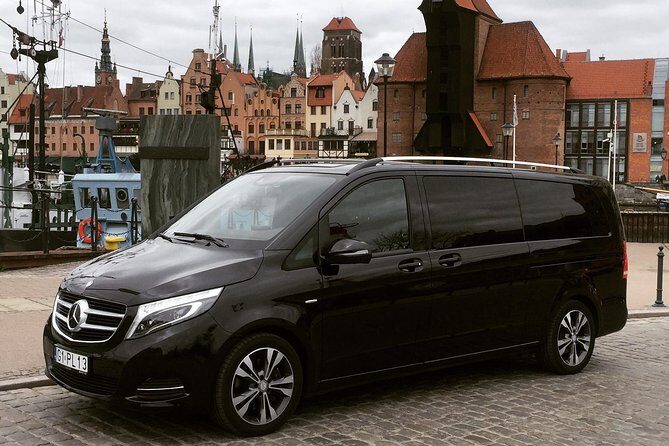 Private Transfer Gdansk City Center to Gdansk Airport (GDN) - The Mercedes V-Class Ride: Comfort, Space, and Practical Extras