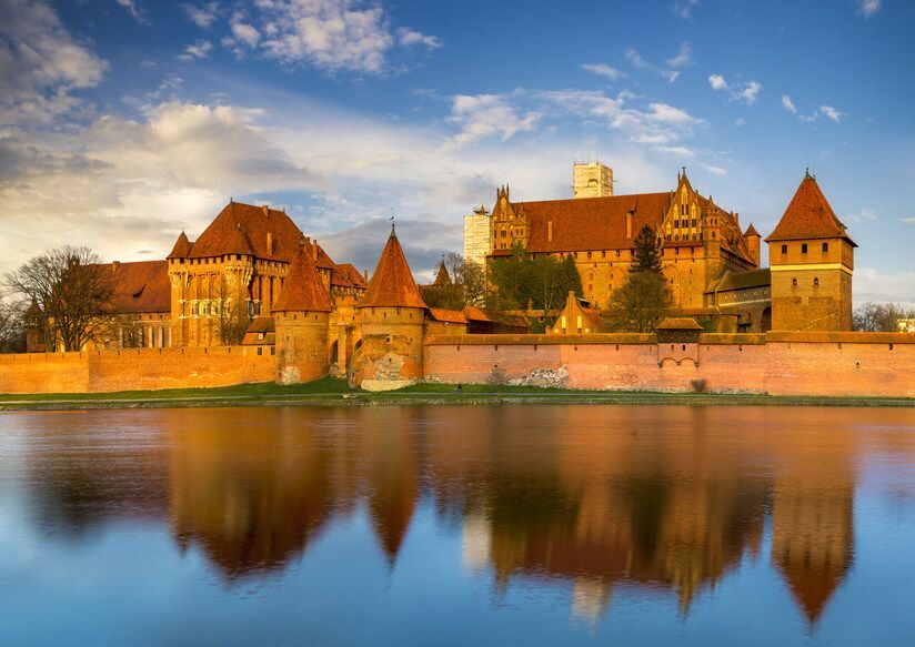 Private transportation to the Malbork Castle from Gdansk - Tickets, audio guide, and deciding if you want a castle guide