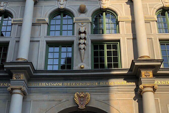 Private Walking Tour of Old Gdańsk with an architect-guide - Uphagen’s House peek and ending at the Prison Tower