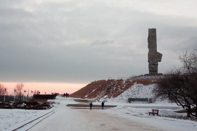 Private WW2 Tour of Westerplatte,Gdansk and Stutthof Including Lunch - Plaza Stegna lunch and Baltic Sea air