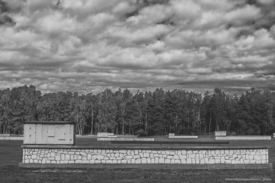Stutthof Concentration Camp Half-Day Private Tour - Gas chambers, crematorium, and the victims’ monument: how the tour handles the worst material
