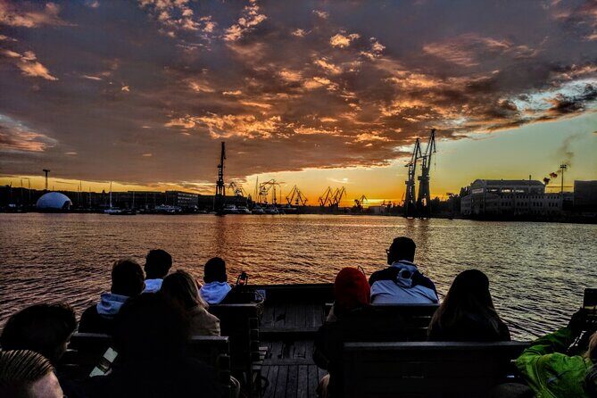 Sunset on the Shipyard and Old Town Evening Cruise - Stop 3: Ołowianka and Granary Island, plus the Green Bridge viewpoint